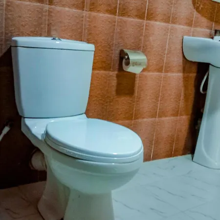 Chanaka Holiday Inn Сигирия Экстерьер фото